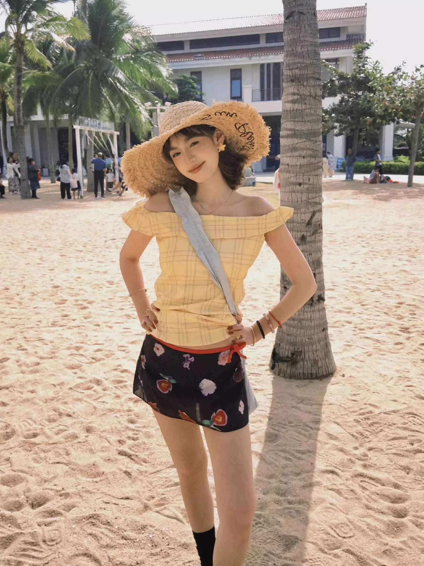 Statement wide-brim straw hat