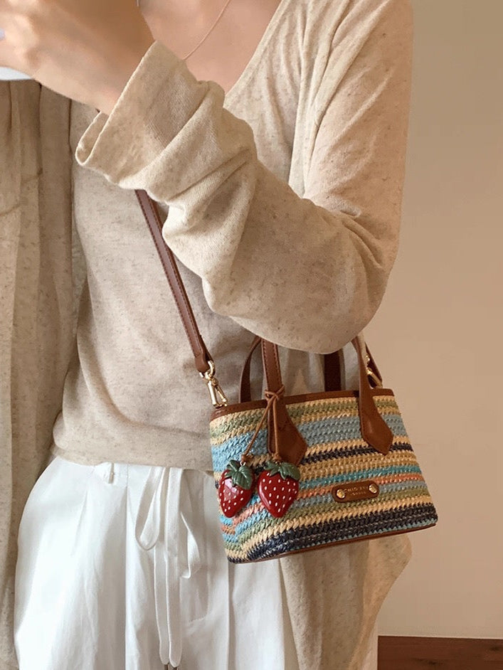 Twist Hue Handle Bag