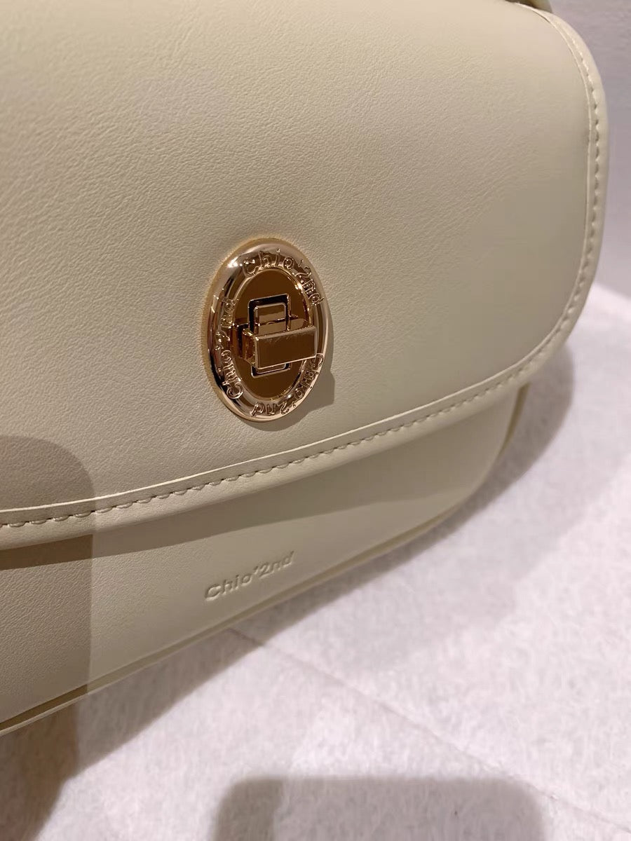 Echo Soft Crossbody bag