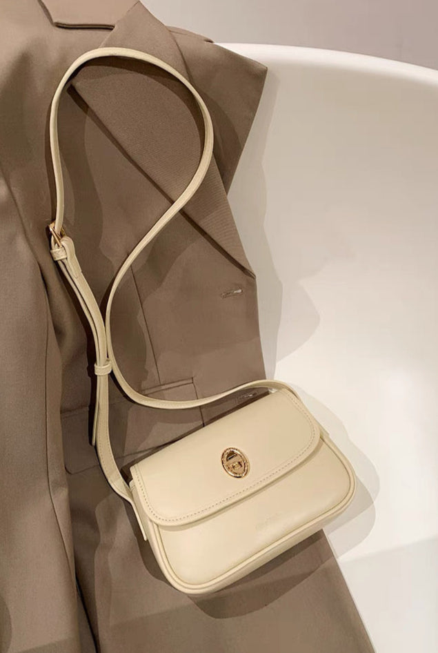 Echo Soft Crossbody bag