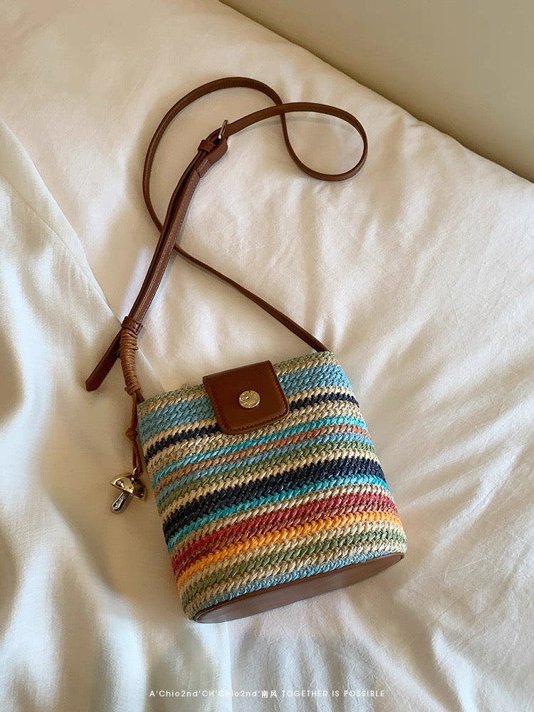 Twist Hue Crossbody Bag