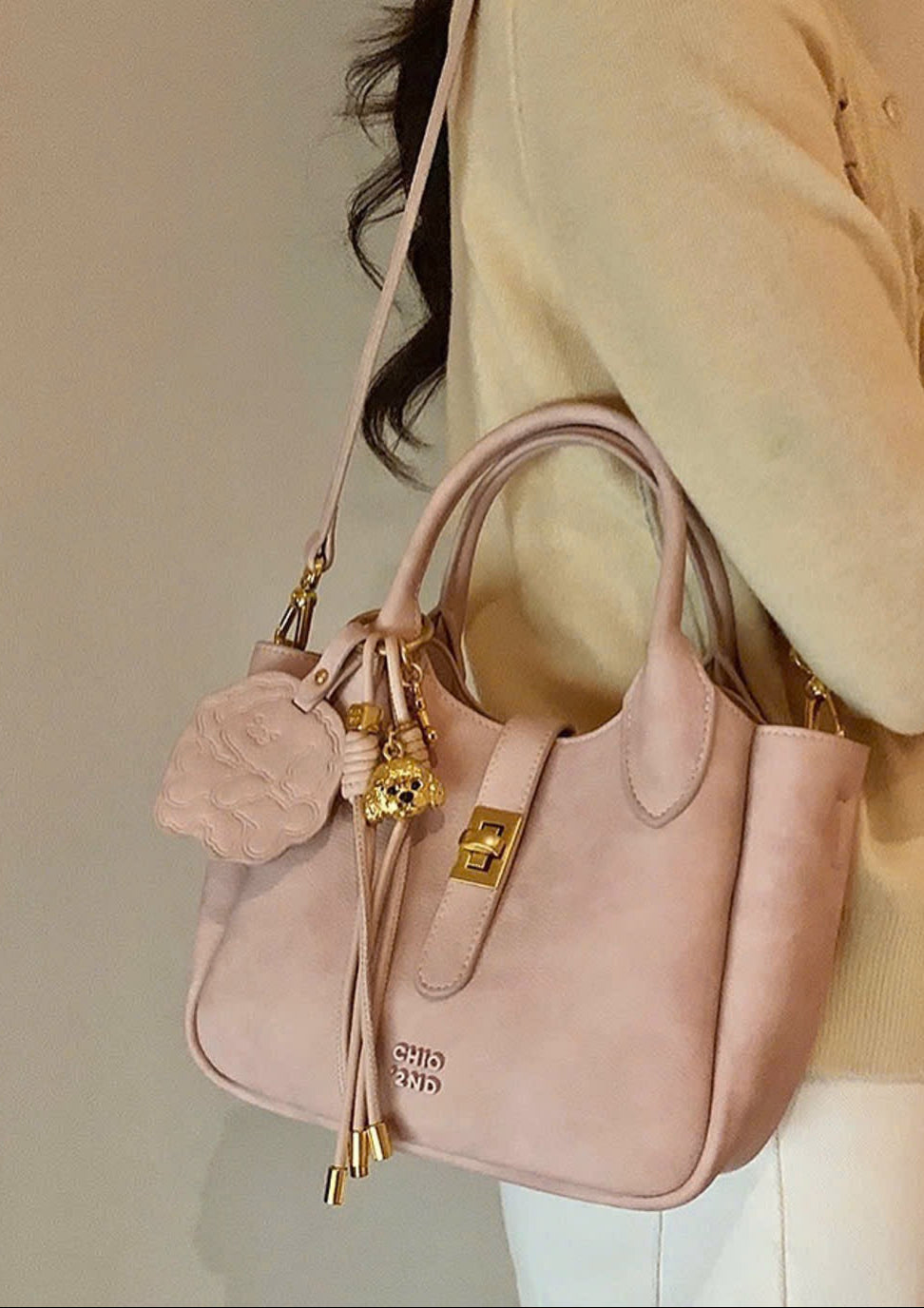 Lumi Dust Handle Bag