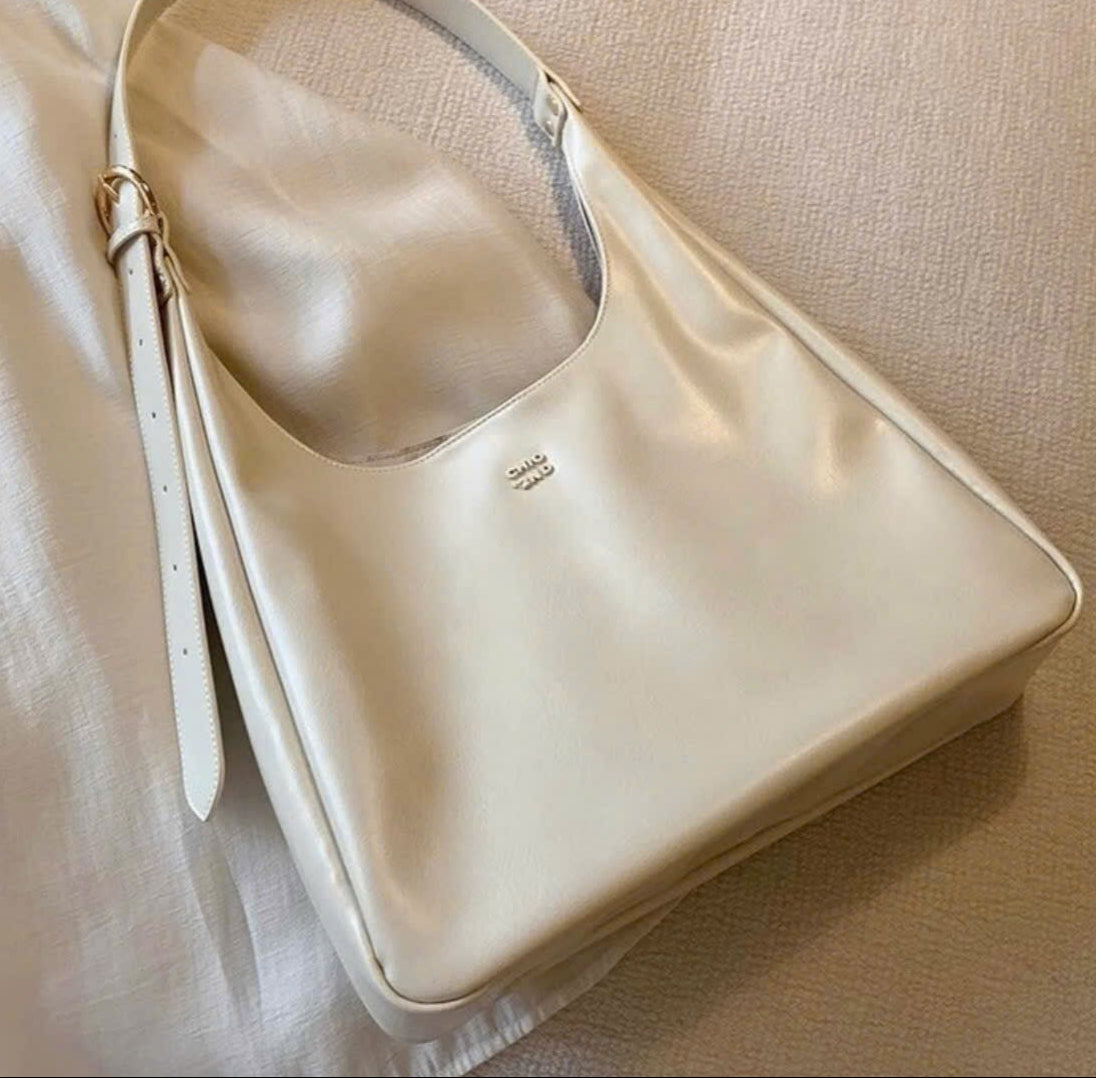 Mira Day Shoulder Bag