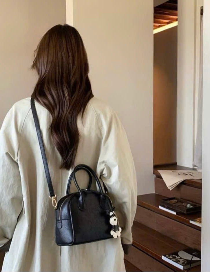 Vera Noir Handbag