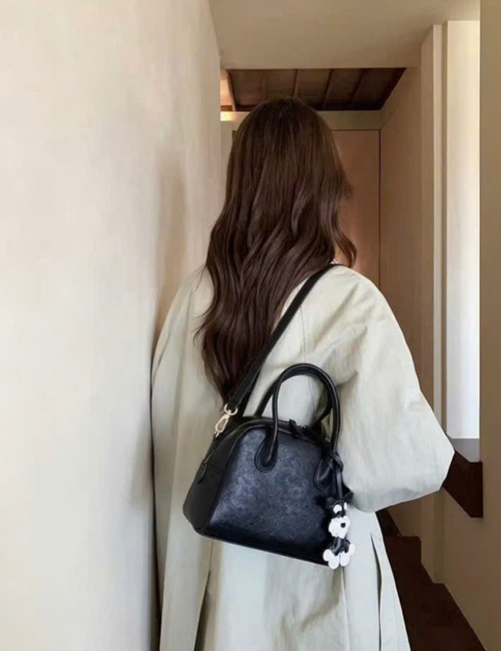 Vera Noir Handbag