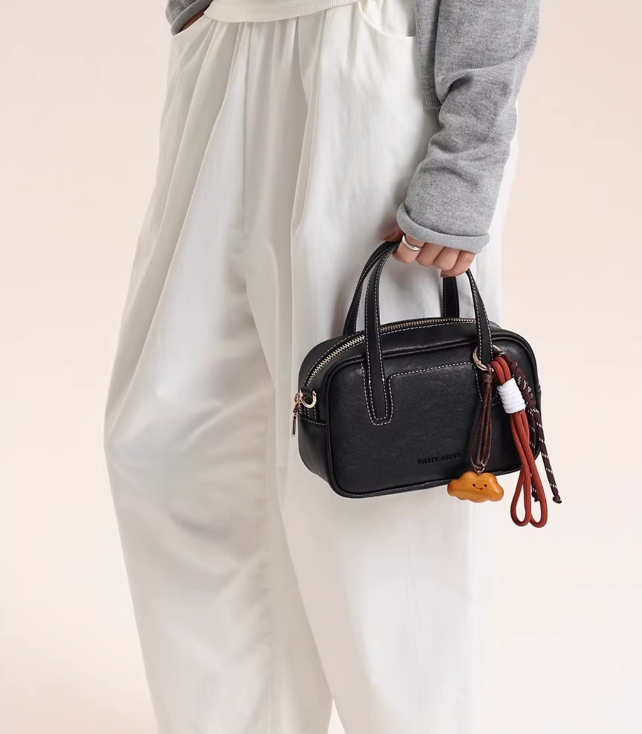 Sporty Cube Bag